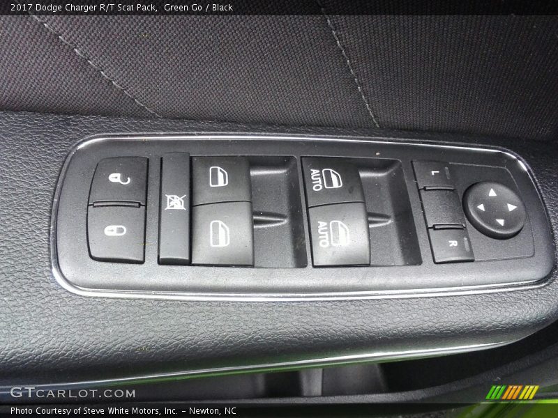 Controls of 2017 Charger R/T Scat Pack