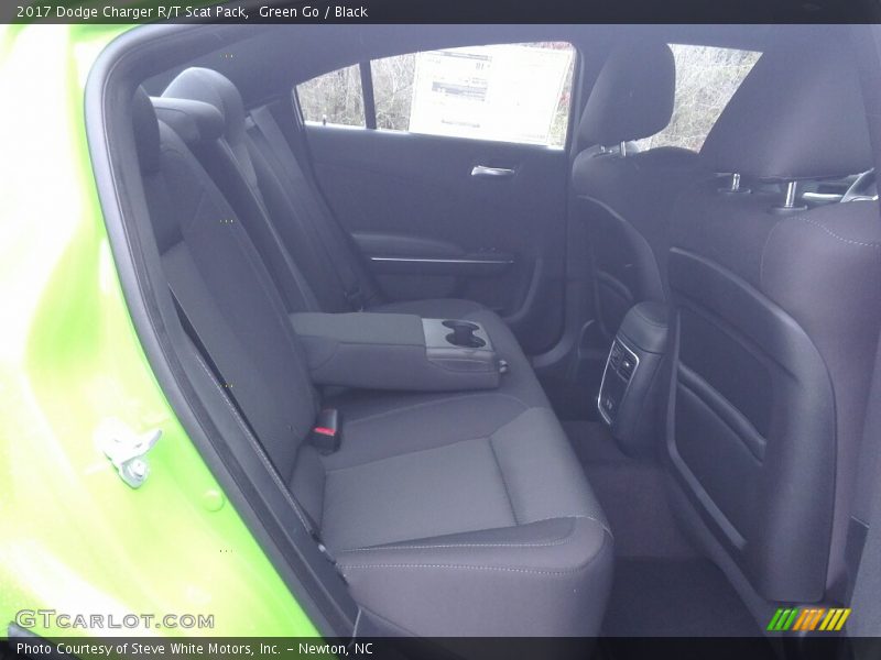 Green Go / Black 2017 Dodge Charger R/T Scat Pack
