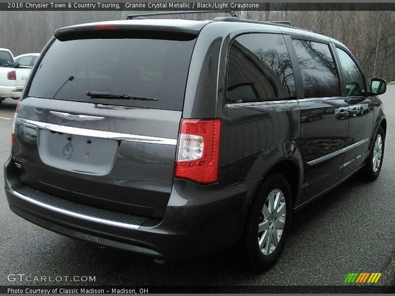 Granite Crystal Metallic / Black/Light Graystone 2016 Chrysler Town & Country Touring