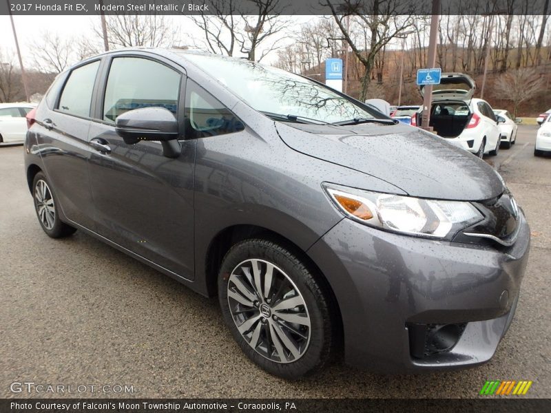 Front 3/4 View of 2017 Fit EX
