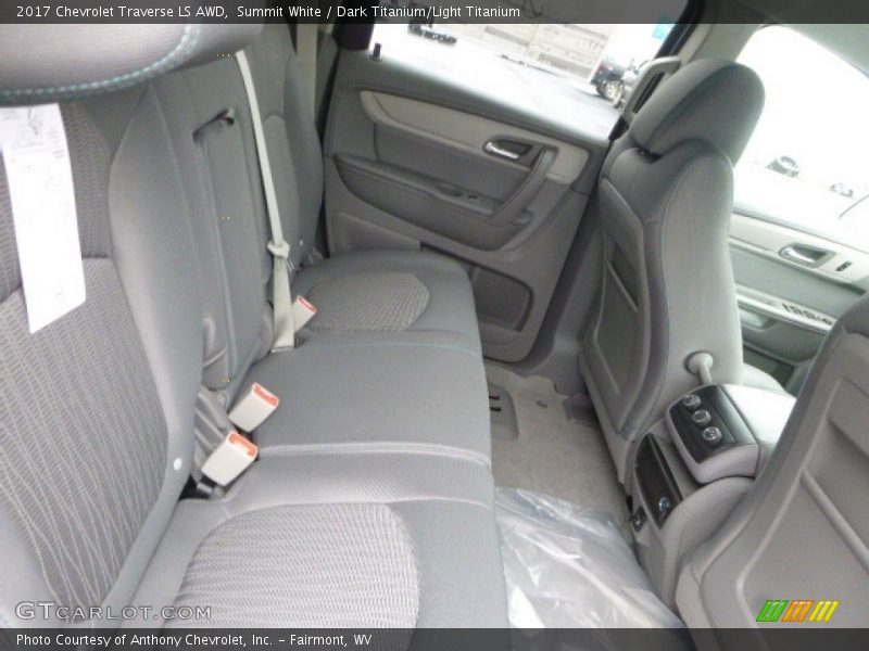 Summit White / Dark Titanium/Light Titanium 2017 Chevrolet Traverse LS AWD
