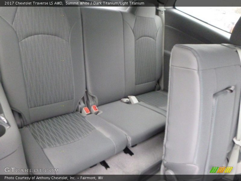 Summit White / Dark Titanium/Light Titanium 2017 Chevrolet Traverse LS AWD