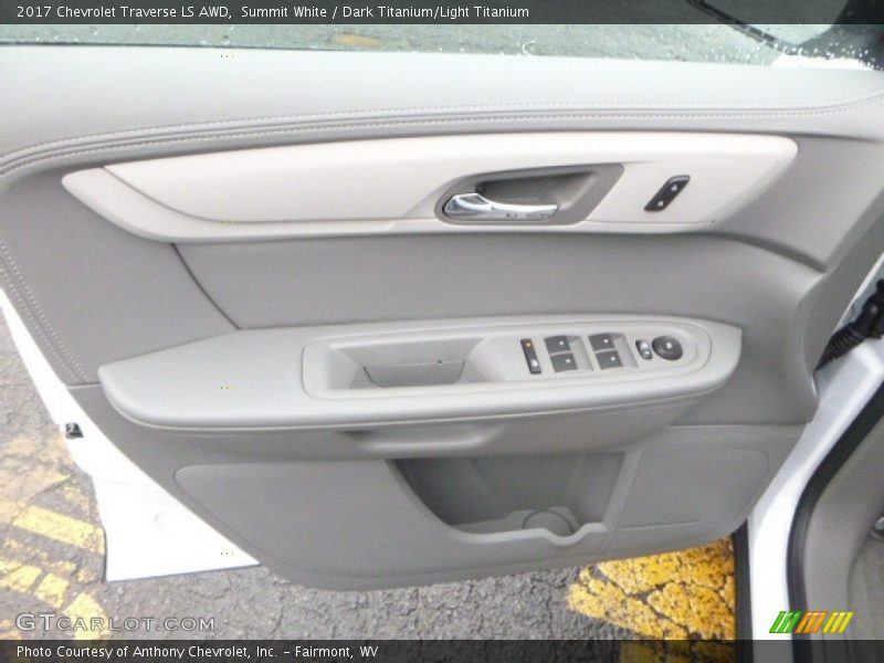 Summit White / Dark Titanium/Light Titanium 2017 Chevrolet Traverse LS AWD