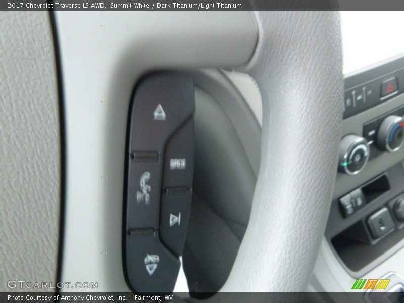 Summit White / Dark Titanium/Light Titanium 2017 Chevrolet Traverse LS AWD