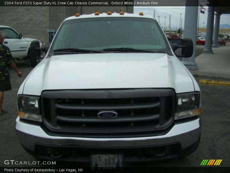 Oxford White / Medium Flint 2004 Ford F350 Super Duty XL Crew Cab Chassis Commercial
