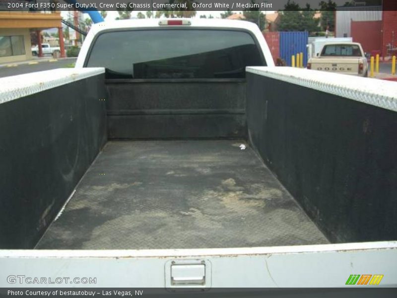 Oxford White / Medium Flint 2004 Ford F350 Super Duty XL Crew Cab Chassis Commercial