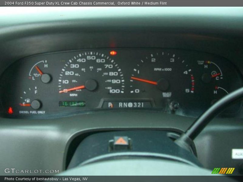 Oxford White / Medium Flint 2004 Ford F350 Super Duty XL Crew Cab Chassis Commercial