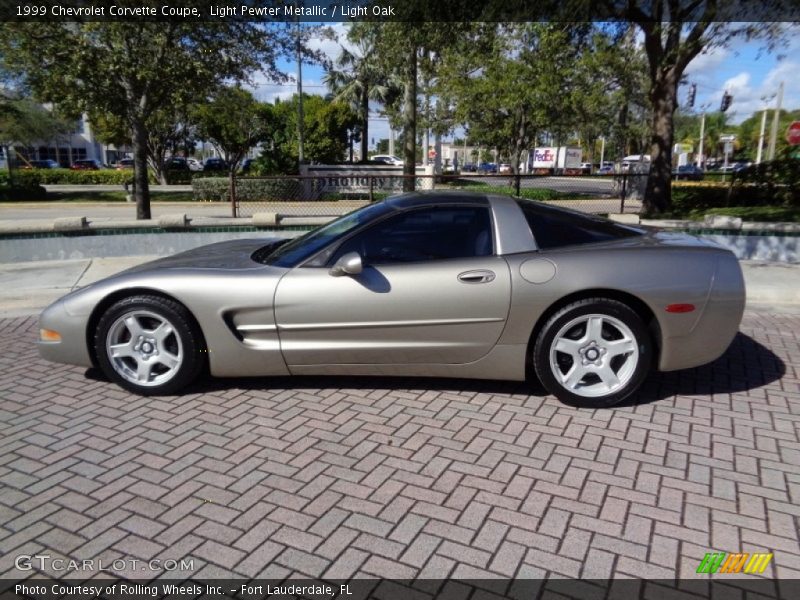 Light Pewter Metallic / Light Oak 1999 Chevrolet Corvette Coupe