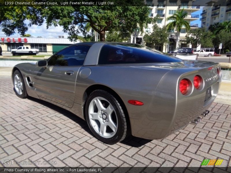 Light Pewter Metallic / Light Oak 1999 Chevrolet Corvette Coupe