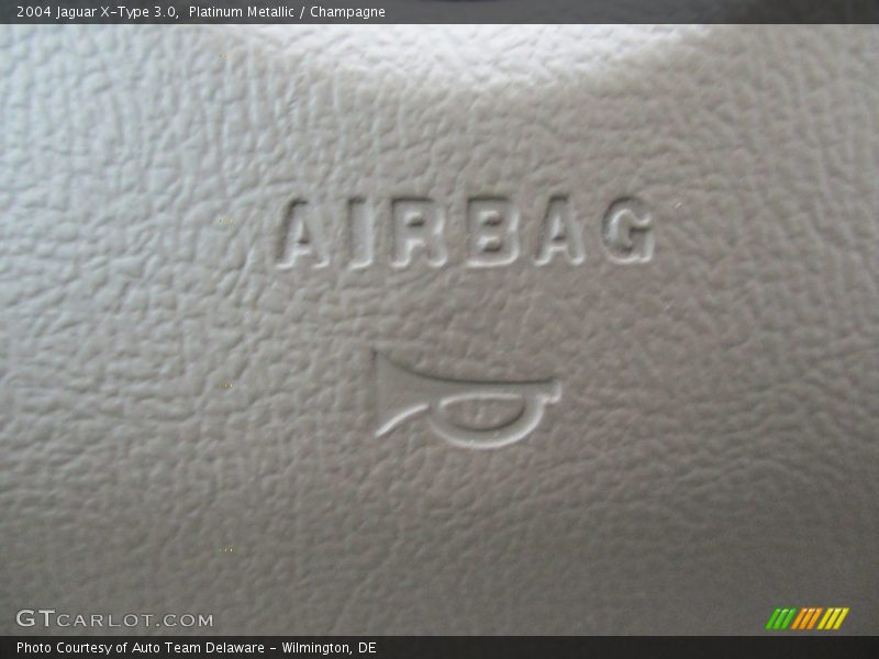 Platinum Metallic / Champagne 2004 Jaguar X-Type 3.0
