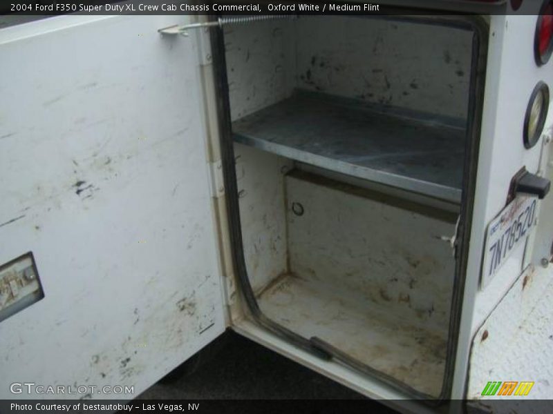 Oxford White / Medium Flint 2004 Ford F350 Super Duty XL Crew Cab Chassis Commercial