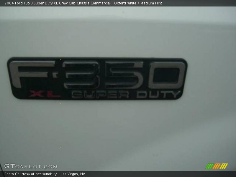 Oxford White / Medium Flint 2004 Ford F350 Super Duty XL Crew Cab Chassis Commercial