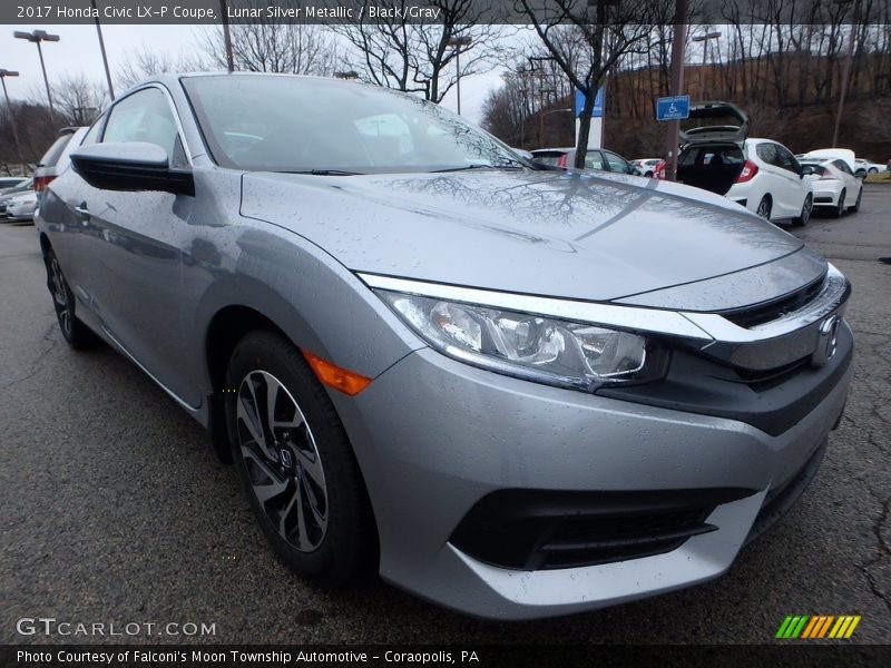 Front 3/4 View of 2017 Civic LX-P Coupe