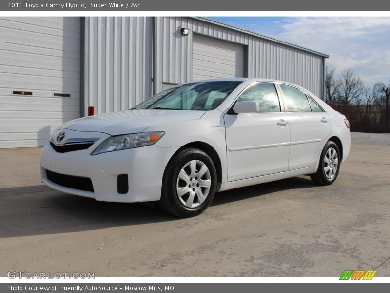 Super White / Ash 2011 Toyota Camry Hybrid