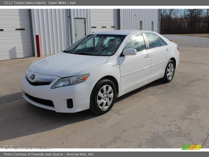 Super White / Ash 2011 Toyota Camry Hybrid