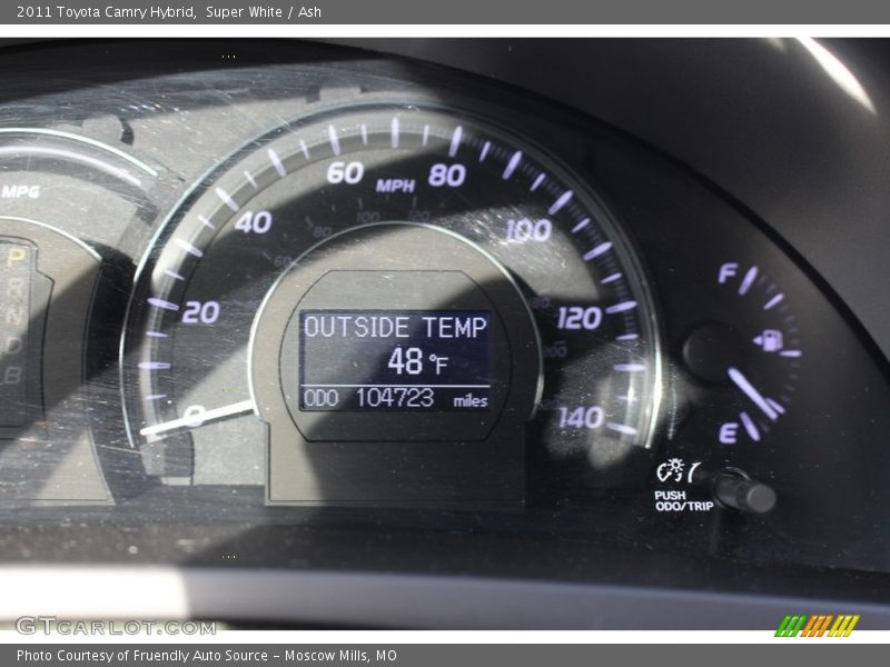 Super White / Ash 2011 Toyota Camry Hybrid