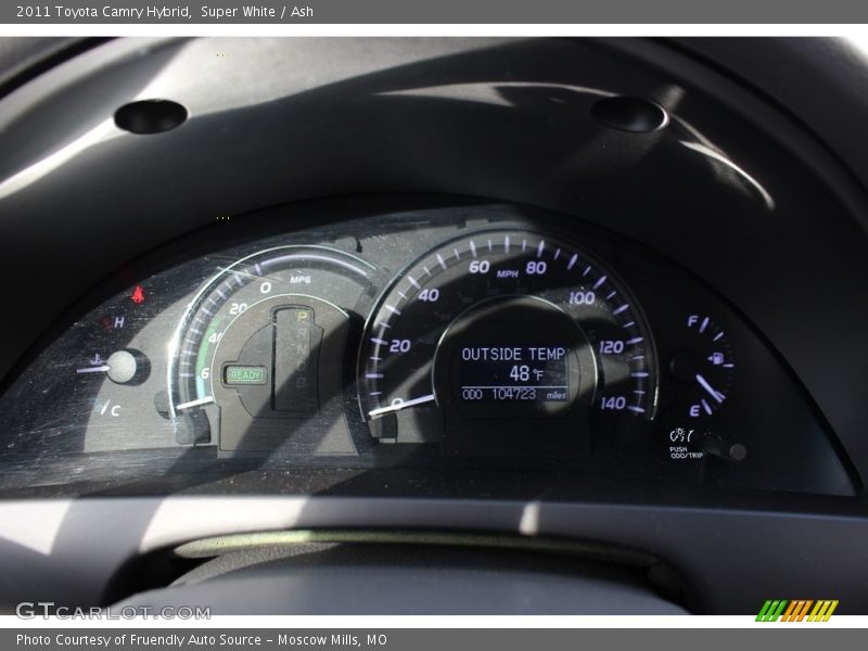 Super White / Ash 2011 Toyota Camry Hybrid