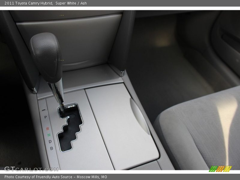 Super White / Ash 2011 Toyota Camry Hybrid