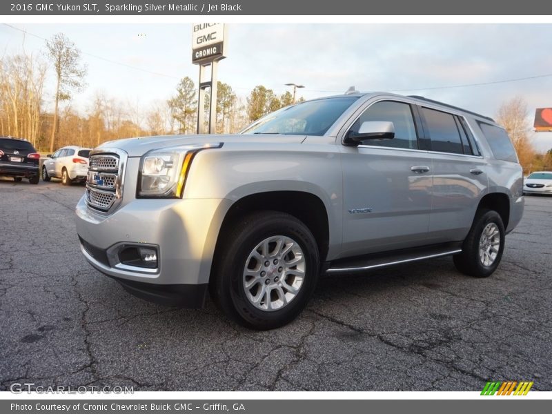 Sparkling Silver Metallic / Jet Black 2016 GMC Yukon SLT