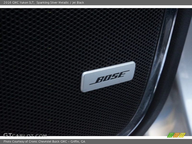 Sparkling Silver Metallic / Jet Black 2016 GMC Yukon SLT