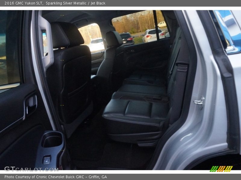 Sparkling Silver Metallic / Jet Black 2016 GMC Yukon SLT