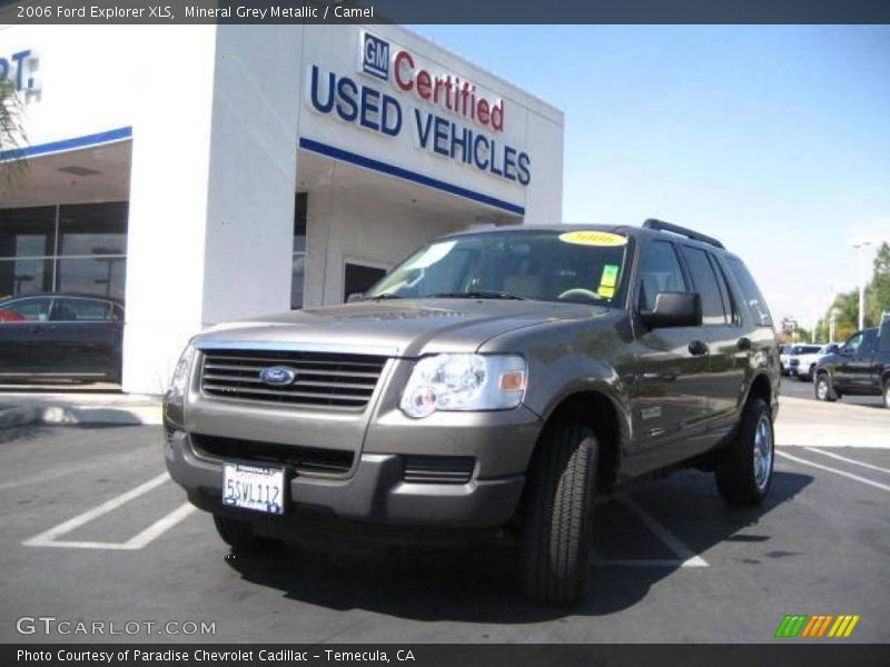 Mineral Grey Metallic / Camel 2006 Ford Explorer XLS