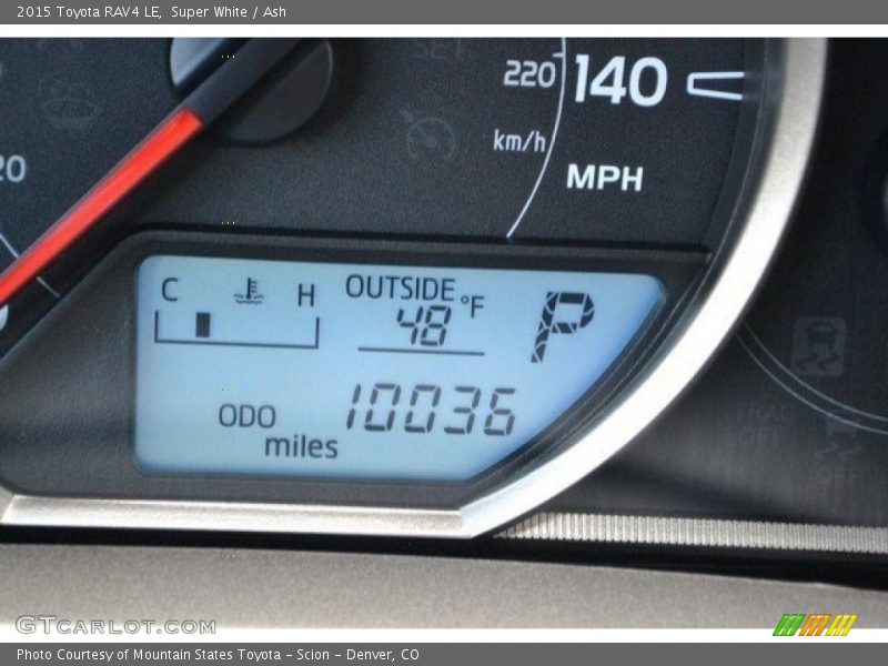 Super White / Ash 2015 Toyota RAV4 LE