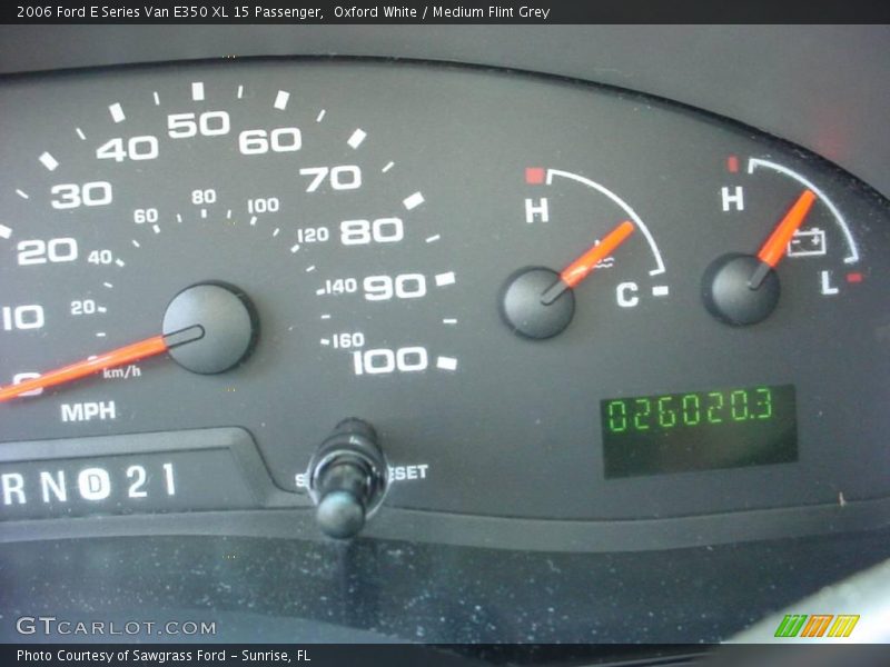 Oxford White / Medium Flint Grey 2006 Ford E Series Van E350 XL 15 Passenger