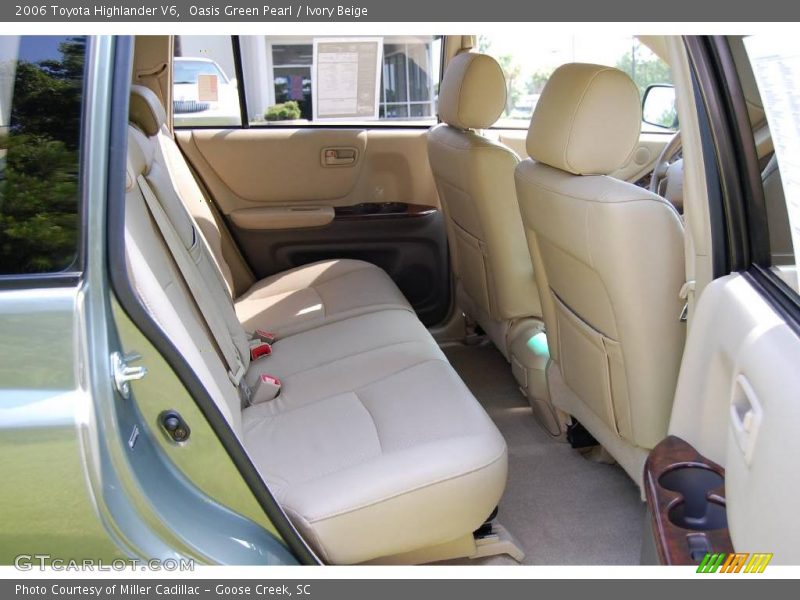 Oasis Green Pearl / Ivory Beige 2006 Toyota Highlander V6
