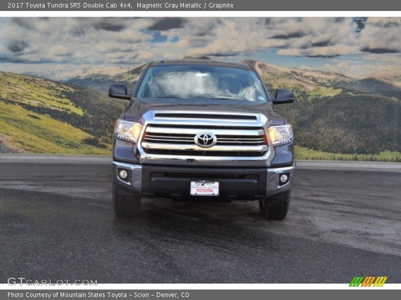 Magnetic Gray Metallic / Graphite 2017 Toyota Tundra SR5 Double Cab 4x4