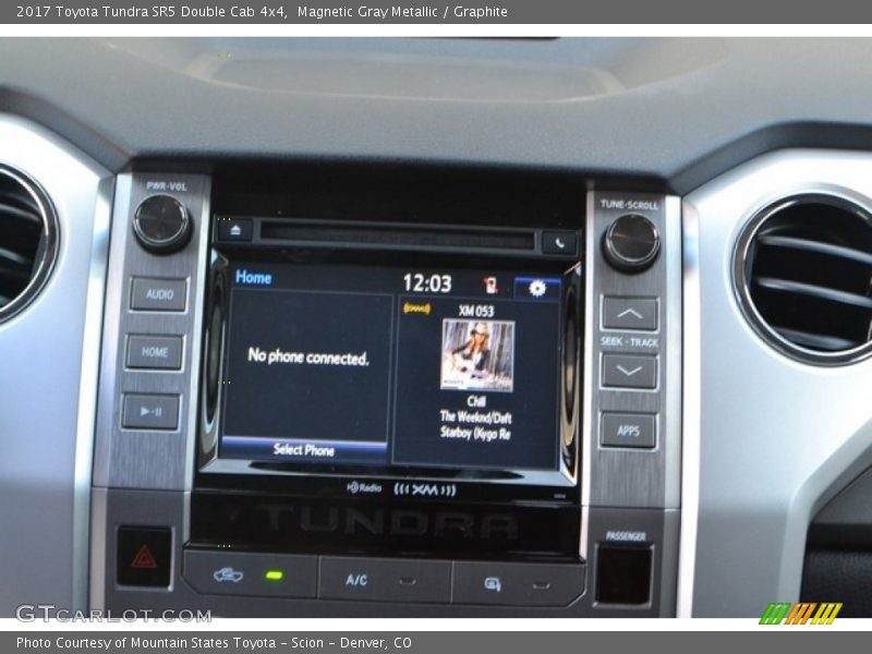 Magnetic Gray Metallic / Graphite 2017 Toyota Tundra SR5 Double Cab 4x4