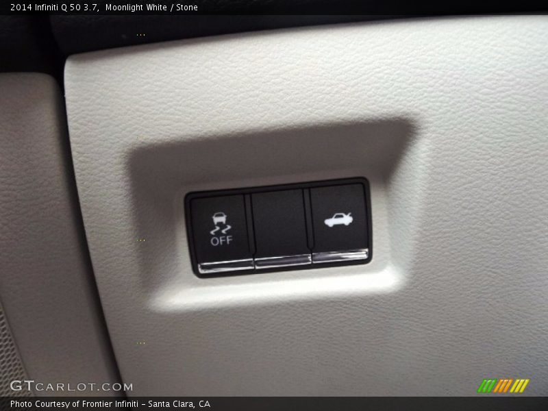 Moonlight White / Stone 2014 Infiniti Q 50 3.7