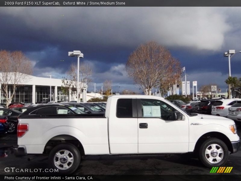 Oxford White / Stone/Medium Stone 2009 Ford F150 XLT SuperCab