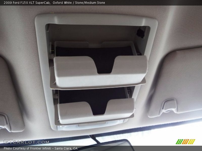 Oxford White / Stone/Medium Stone 2009 Ford F150 XLT SuperCab
