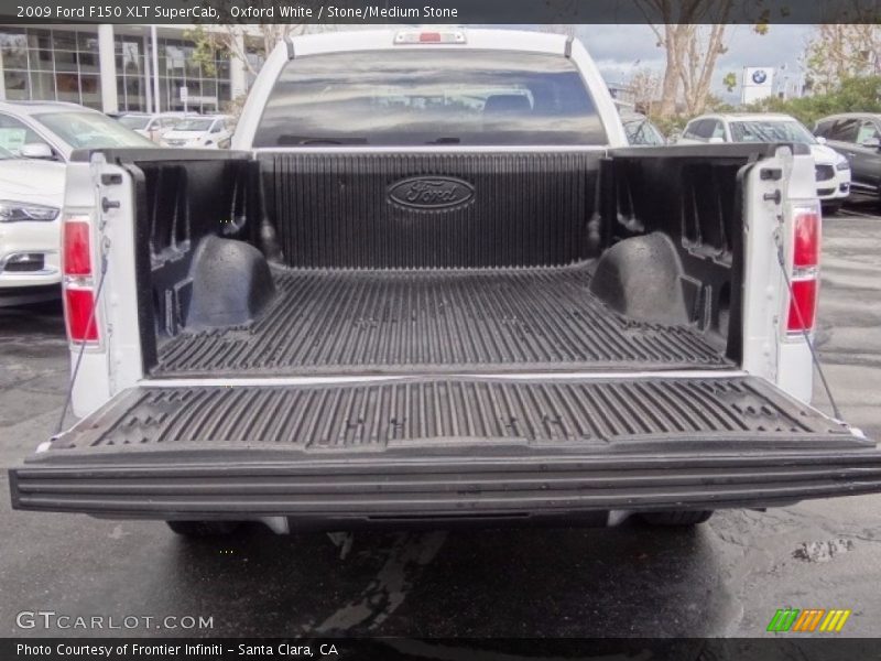 Oxford White / Stone/Medium Stone 2009 Ford F150 XLT SuperCab
