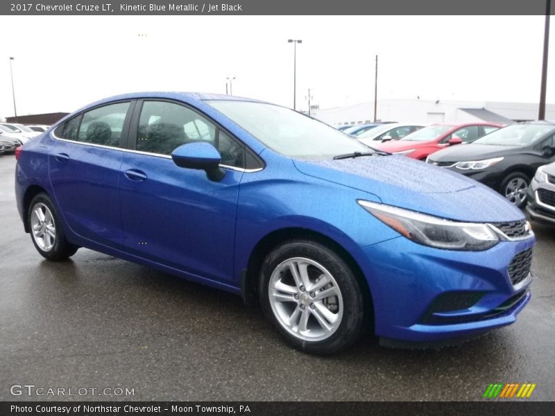 Kinetic Blue Metallic / Jet Black 2017 Chevrolet Cruze LT