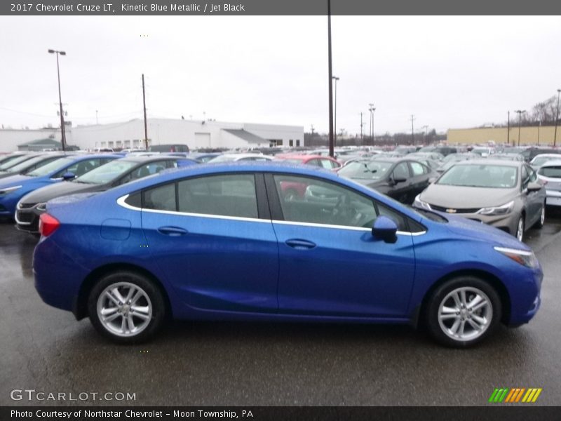 Kinetic Blue Metallic / Jet Black 2017 Chevrolet Cruze LT