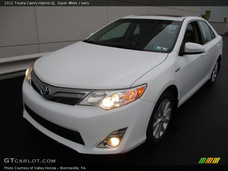 Super White / Ivory 2012 Toyota Camry Hybrid LE