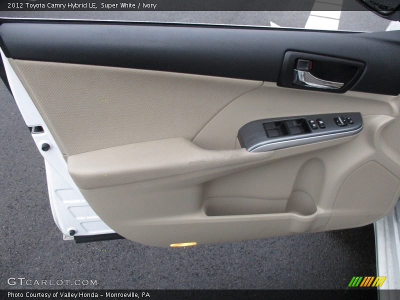 Super White / Ivory 2012 Toyota Camry Hybrid LE