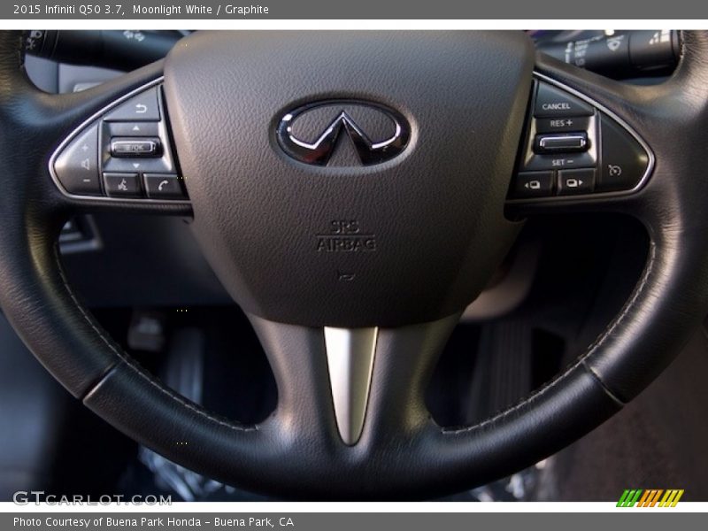 Moonlight White / Graphite 2015 Infiniti Q50 3.7