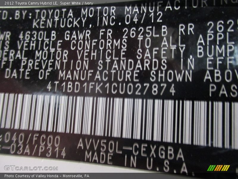 Super White / Ivory 2012 Toyota Camry Hybrid LE