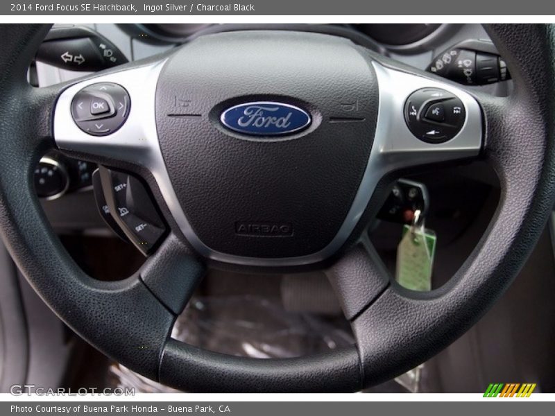 Ingot Silver / Charcoal Black 2014 Ford Focus SE Hatchback