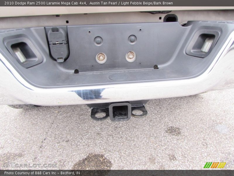 Austin Tan Pearl / Light Pebble Beige/Bark Brown 2010 Dodge Ram 2500 Laramie Mega Cab 4x4
