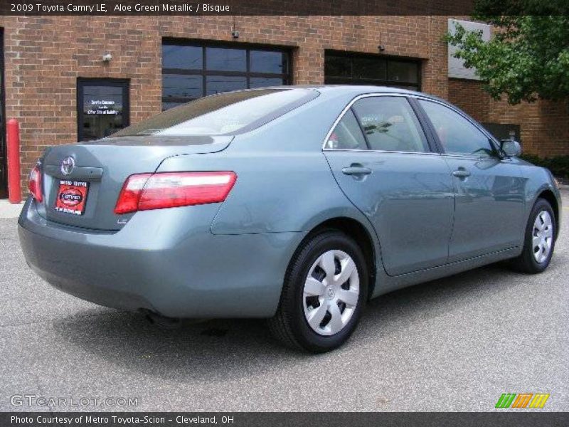 Aloe Green Metallic / Bisque 2009 Toyota Camry LE