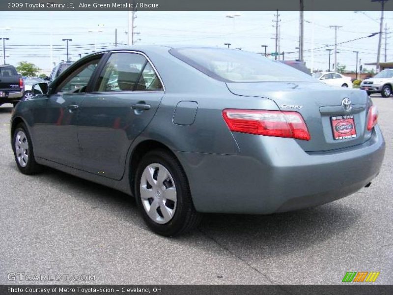 Aloe Green Metallic / Bisque 2009 Toyota Camry LE