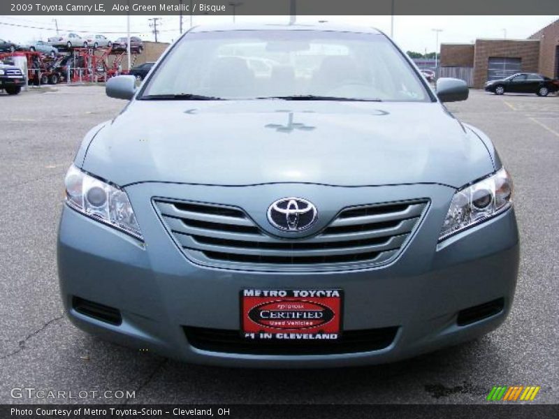 Aloe Green Metallic / Bisque 2009 Toyota Camry LE