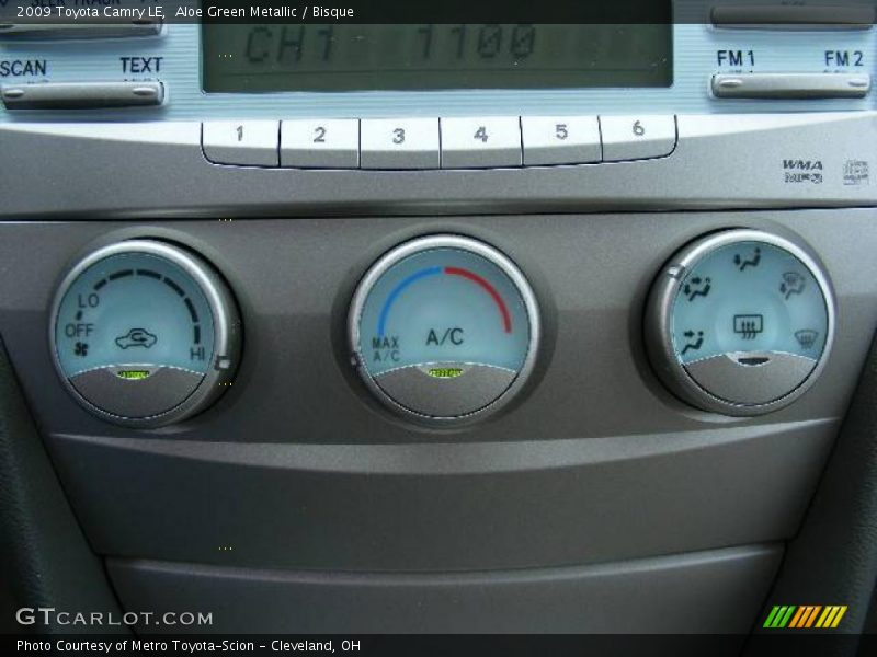 Aloe Green Metallic / Bisque 2009 Toyota Camry LE