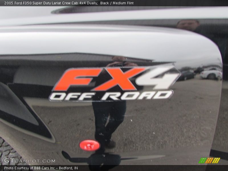 Black / Medium Flint 2005 Ford F350 Super Duty Lariat Crew Cab 4x4 Dually