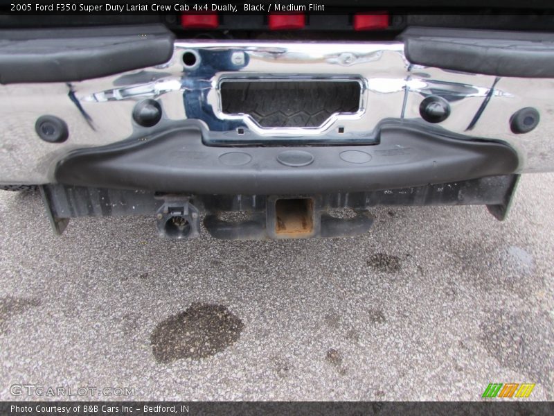 Black / Medium Flint 2005 Ford F350 Super Duty Lariat Crew Cab 4x4 Dually