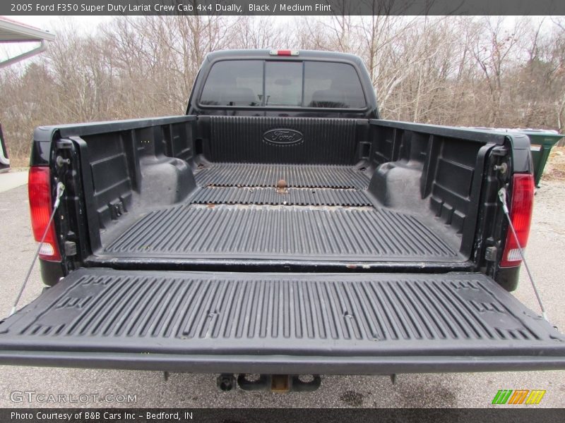 Black / Medium Flint 2005 Ford F350 Super Duty Lariat Crew Cab 4x4 Dually